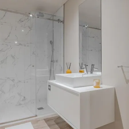 Urban Luxury Apartment, Downtown Near Metro Apartamento *