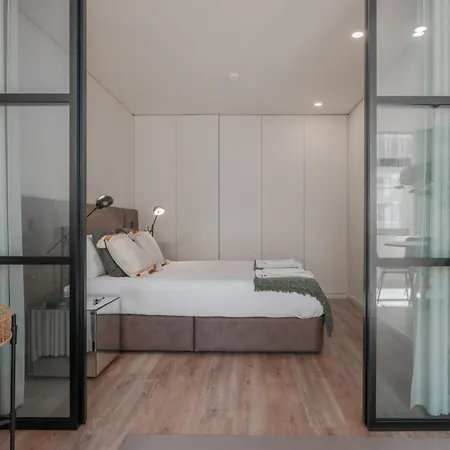 Urban Luxury Apartment, Downtown Near Metro *