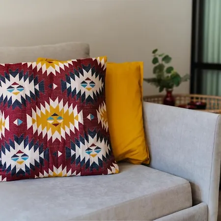 Lejlighed Urban Luxury Apartment, Downtown Near Metro *