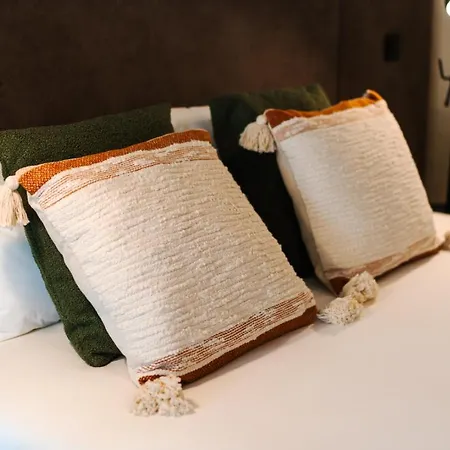 Urban Luxury Apartment, Downtown Near Metro 公寓 *