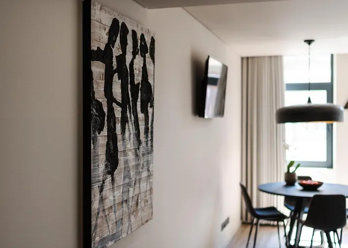 Urban Luxury Apartment, Downtown Near Metro Apartman