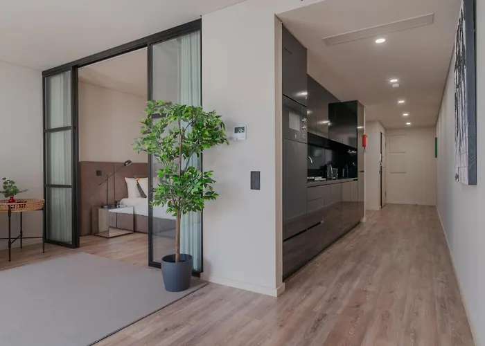 Urban Luxury Apartment, Downtown Near Metro *