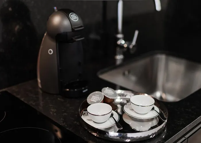 Urban Luxury Apartment, Downtown Near Metro *